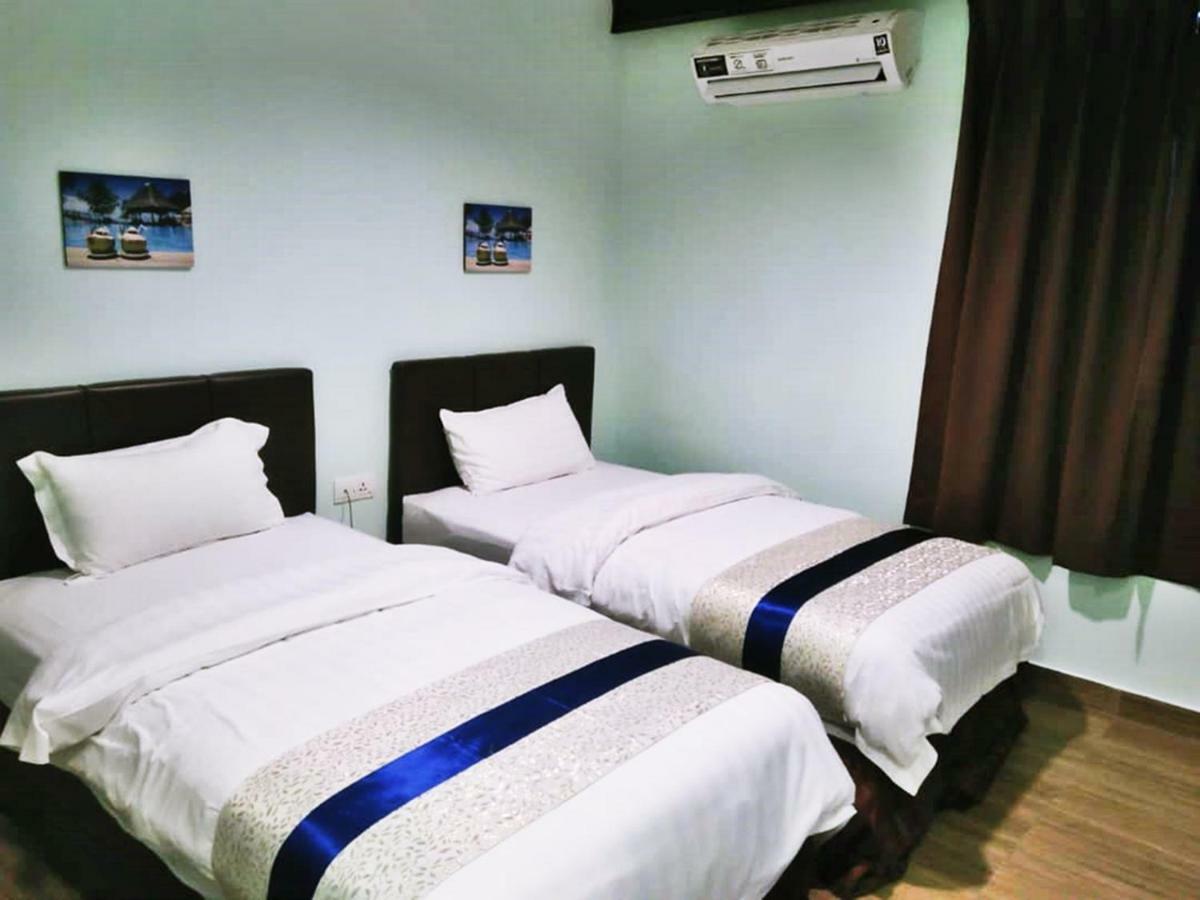Summer Hotel Kota Kinabalu Buitenkant foto