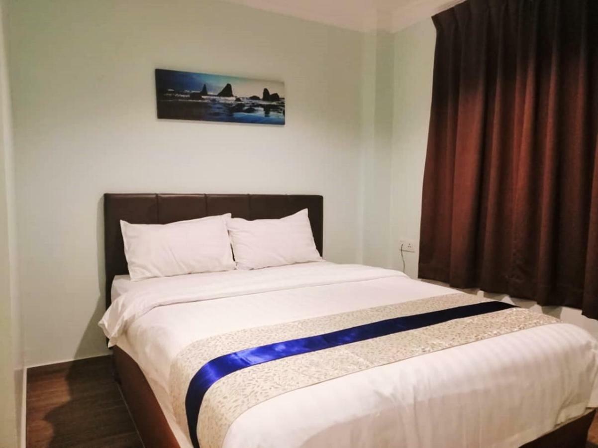 Summer Hotel Kota Kinabalu Buitenkant foto